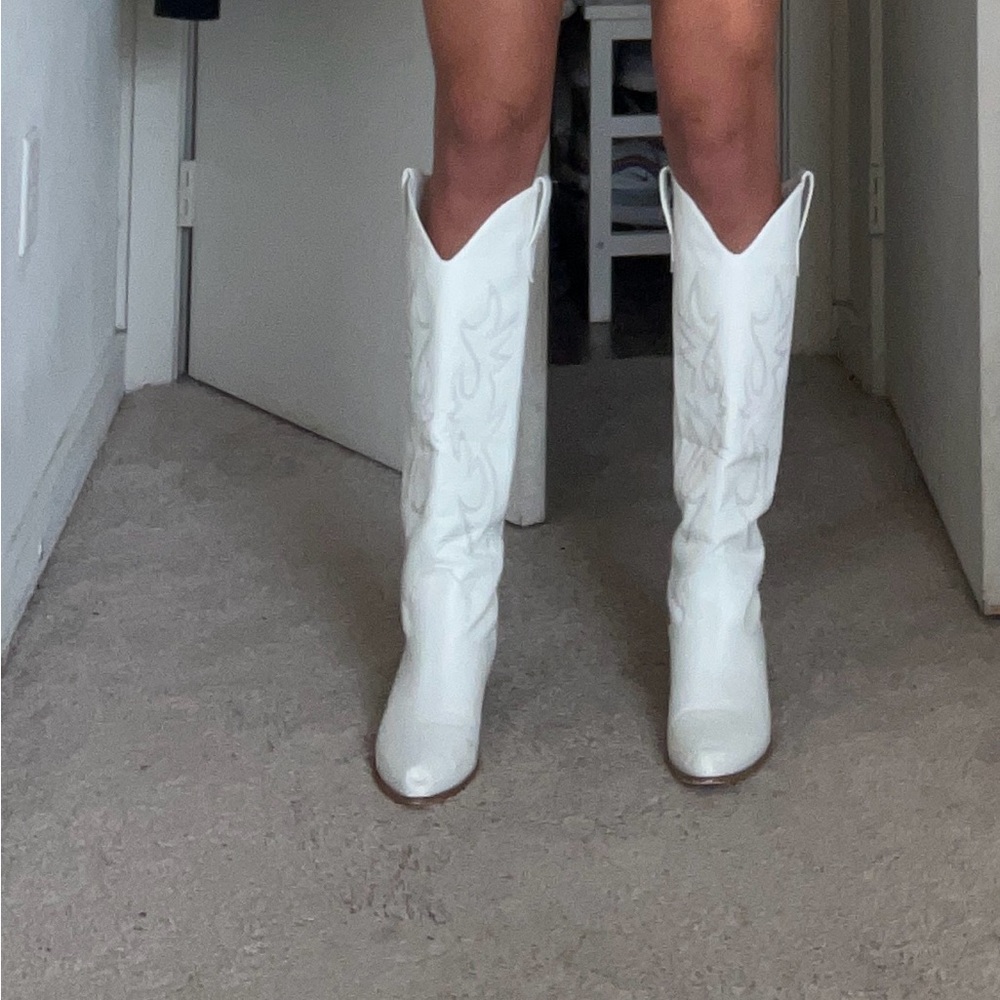 White Cowboy Boots for Women